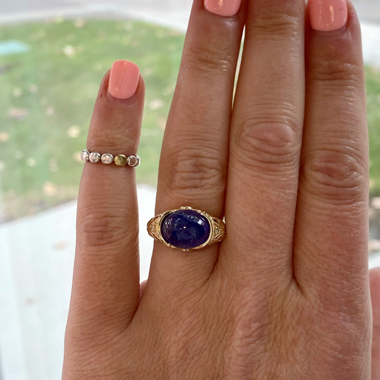 Cabochon Iolite Ring