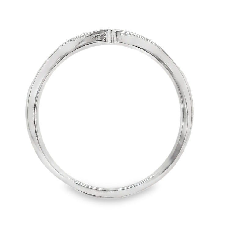 Subtle Curve Diamond Band