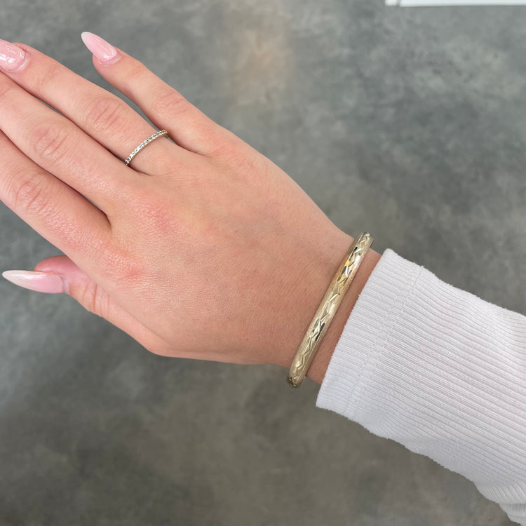 6mm Wide Diamond Cut Bangle