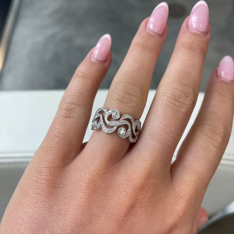 Wide Wave Diamond Band