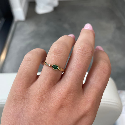 Beaded Border Emerald & Diamond Ring