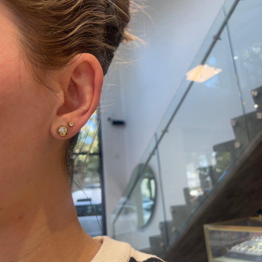 .30TCW Dome Bezel Studs