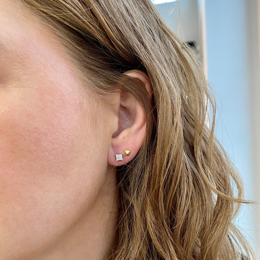 .25TW Invisible Set Princess Cut Diamond Studs