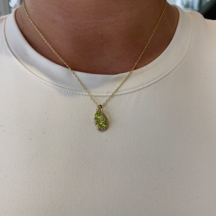 Peridot Diamond Necklace