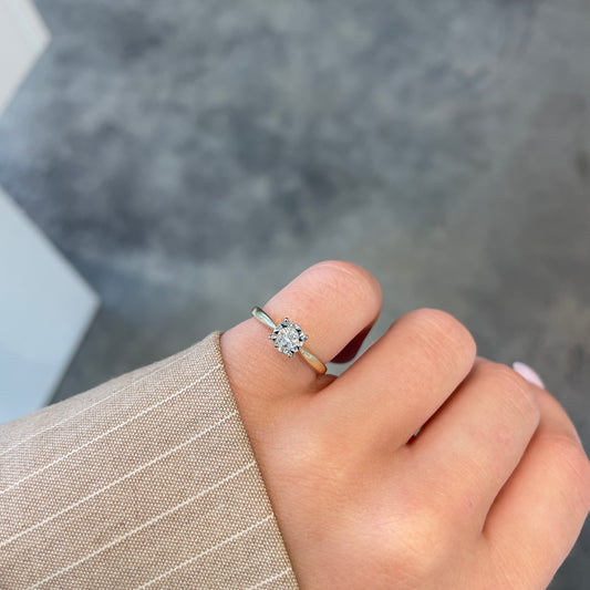 Illusion Set Diamond Solitaire RIng