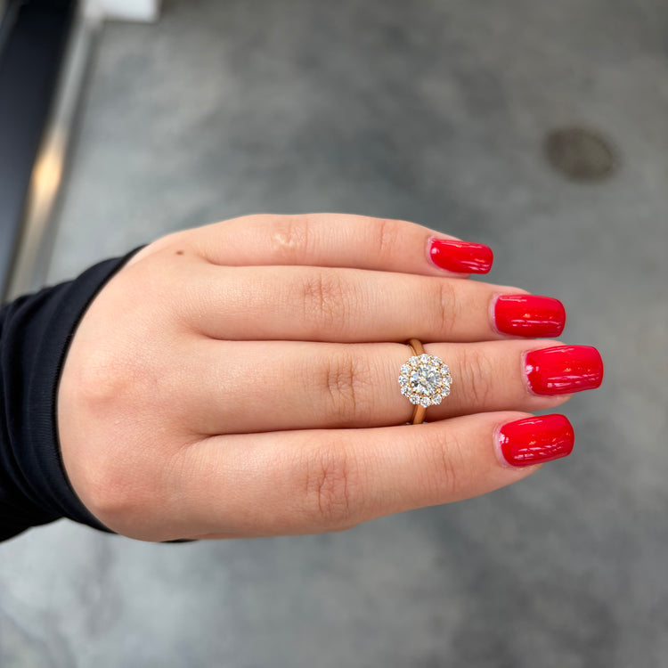 1.15TCW Diamond Halo Ring