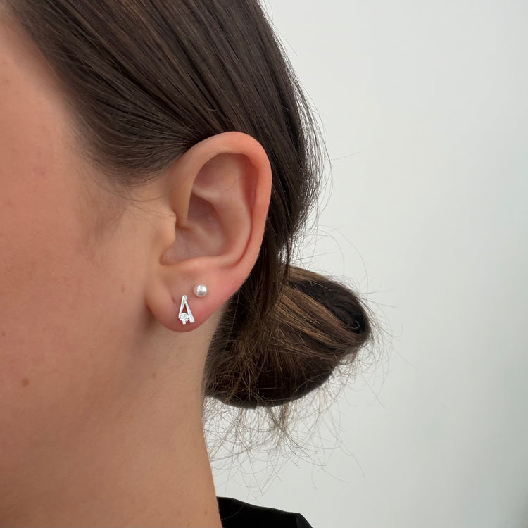 Platinum Geometric "V" Shaped Diamond Studs