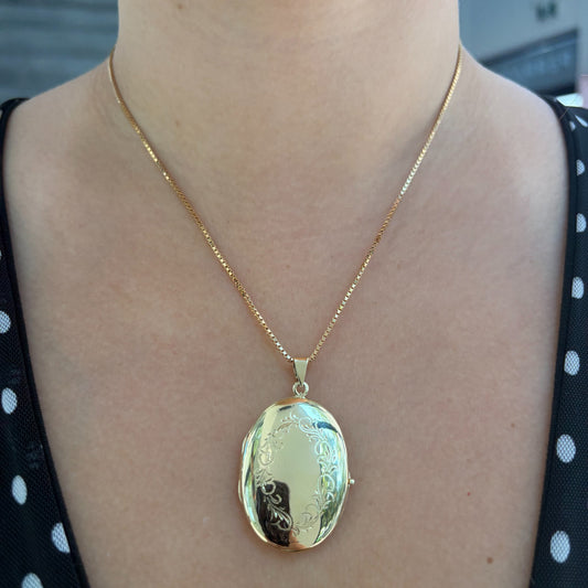 Oversized Oval Locket