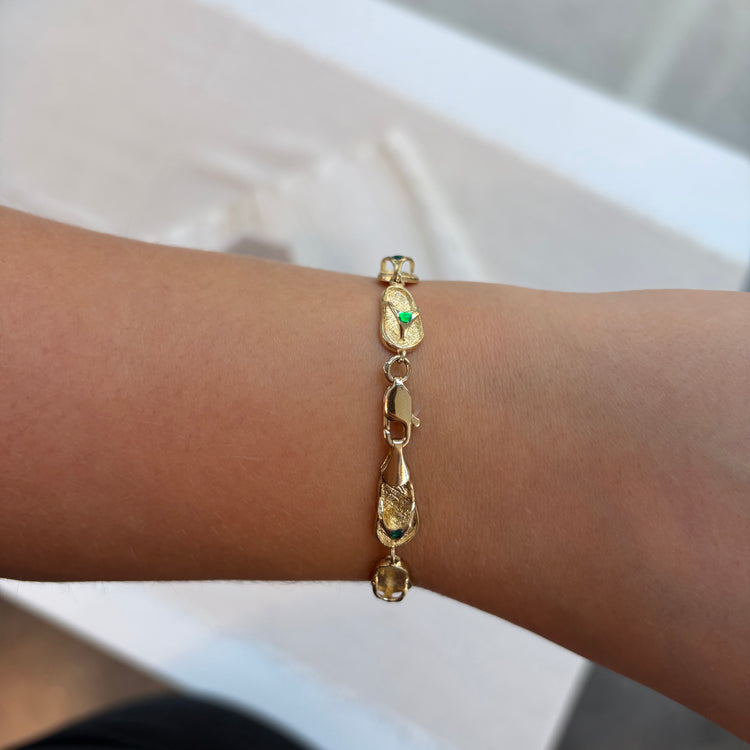 Flip-Flop Bracelet