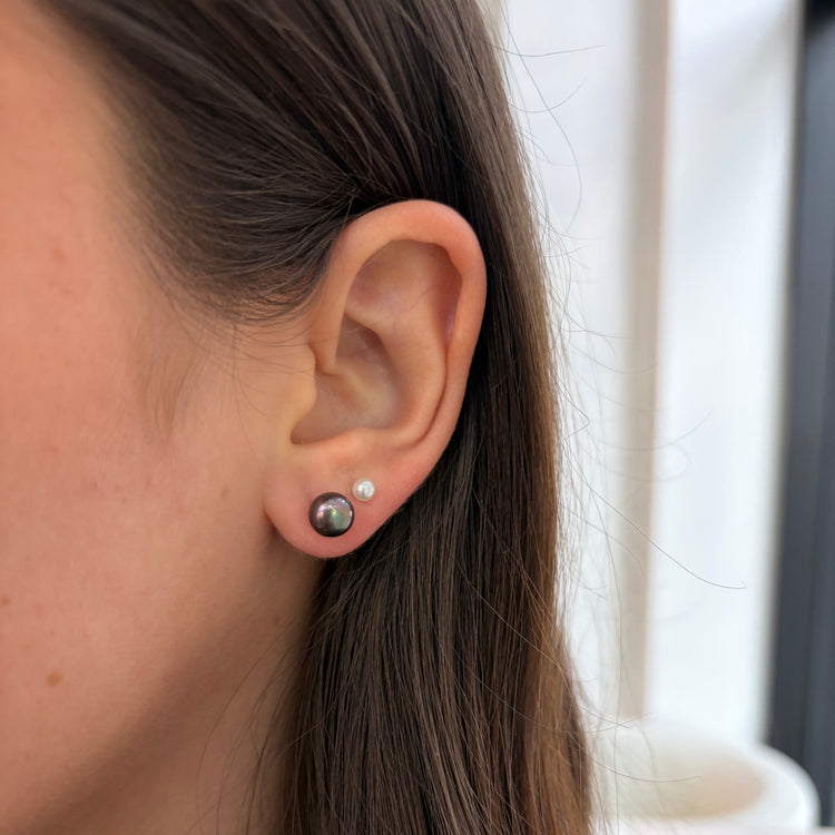 7.5mm Tahitian Pearl Studs