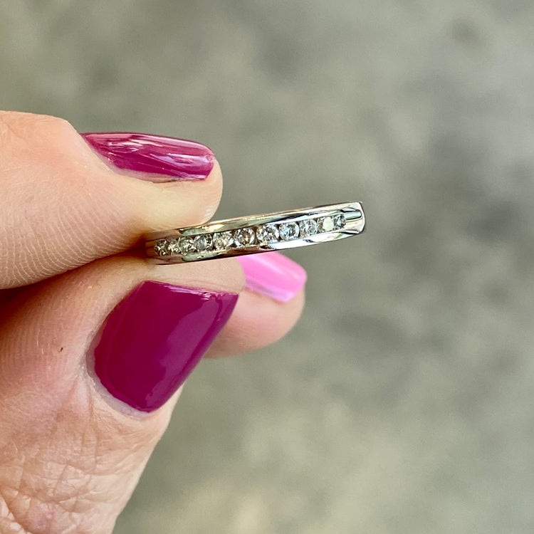 .16TCW Diamond Band