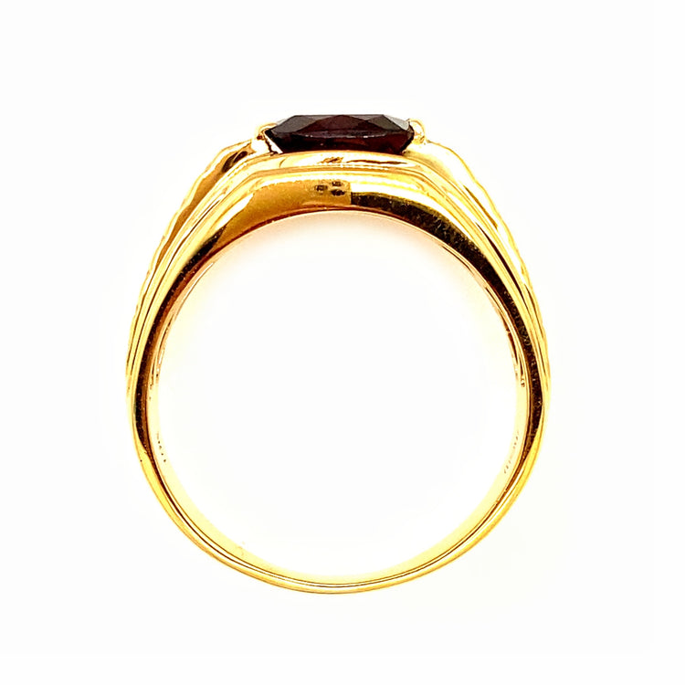 Garnet & Diamond Ring