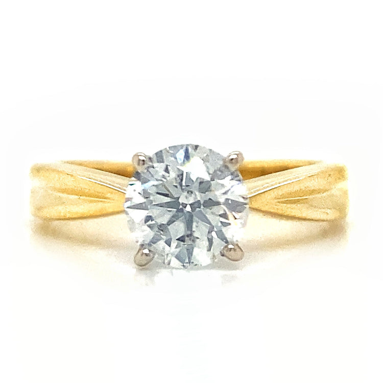 Classic Diamond Wedding Set