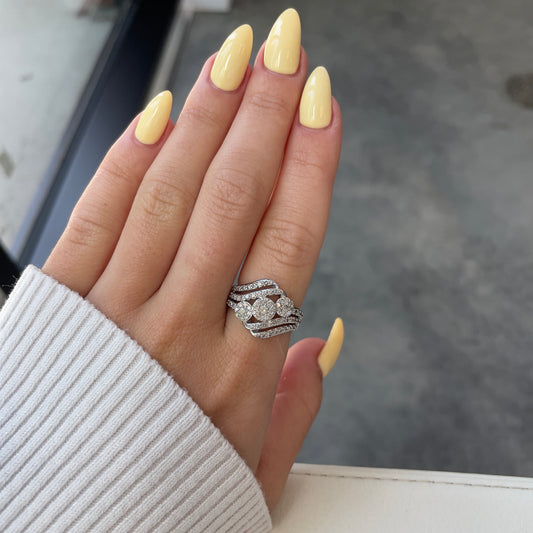 Multi Cluster Diamond Wave Ring