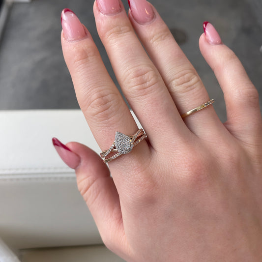 Pear Cluster Diamond Wedding Set