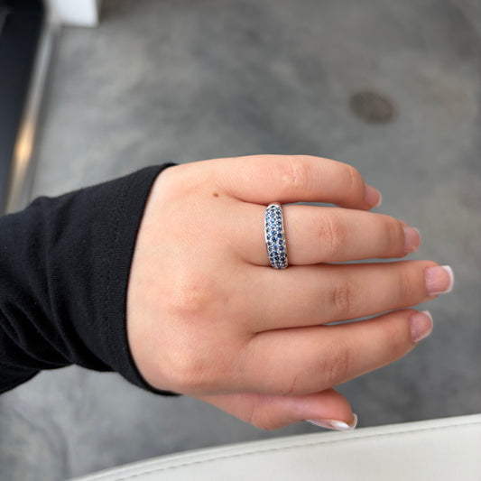 White Gold Sapphire RIng
