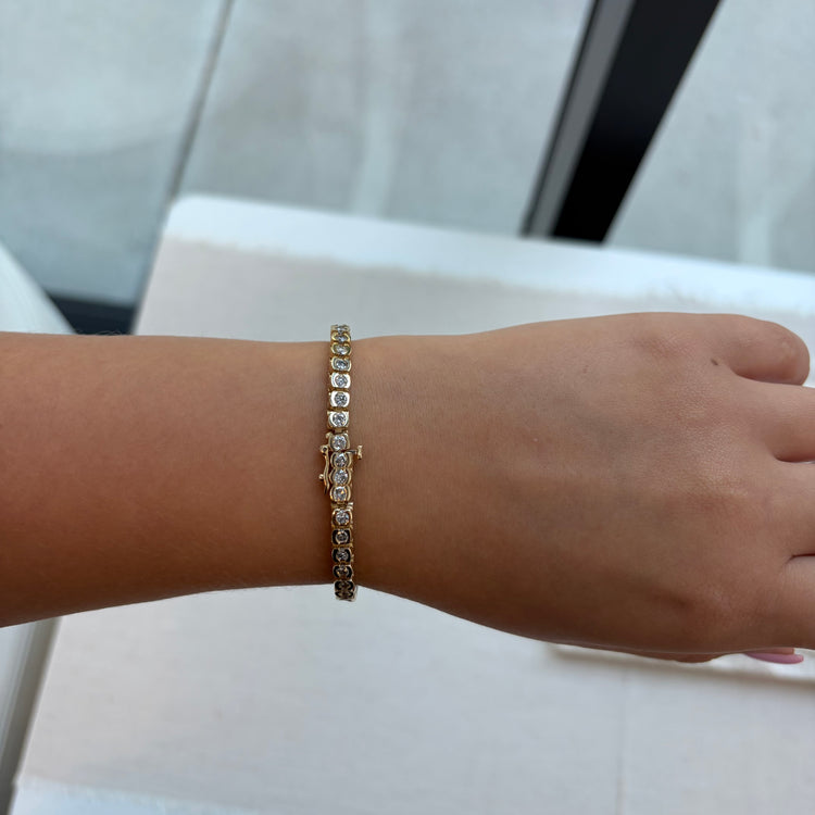 Half Bezel Diamond Tennis Bracelet