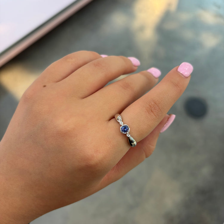 Tanzanite & Diamond Bezel Set Ring