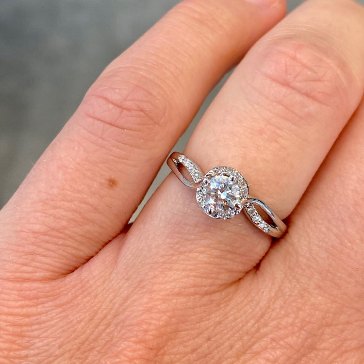 Twist Diamond Ring