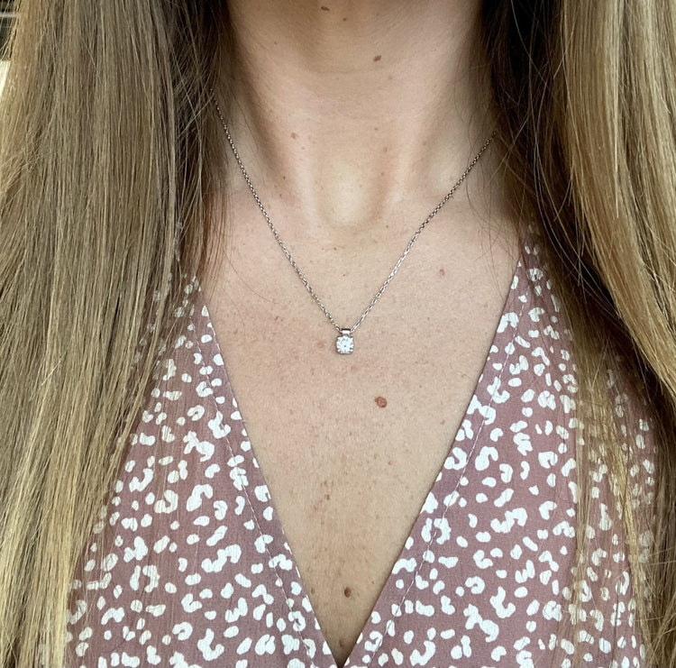 Canadian Diamond Necklace