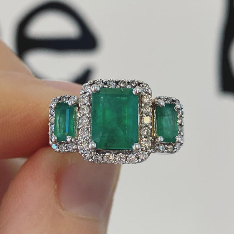 Emerald & Diamond Ring
