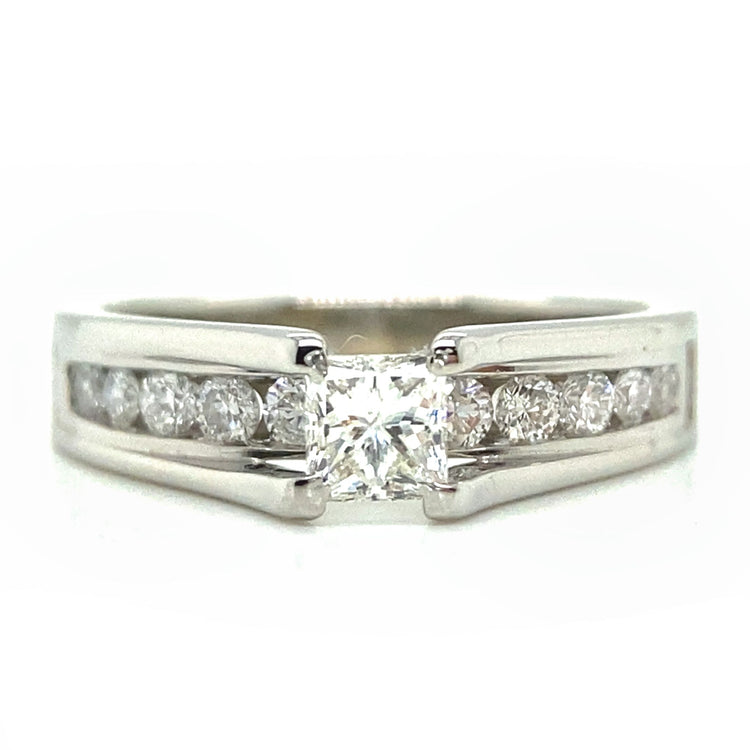 Princess Cut Diamond Ring