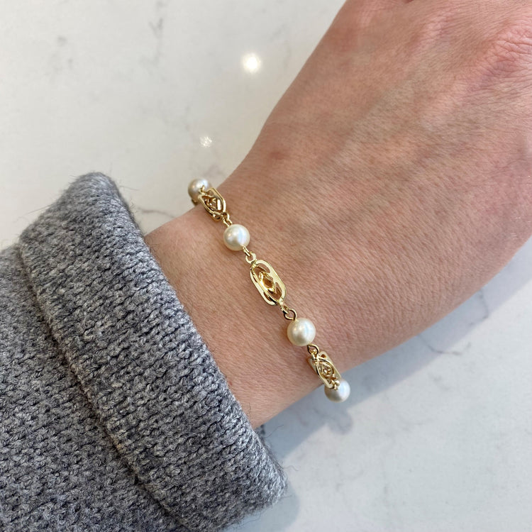 Pearl Bracelet