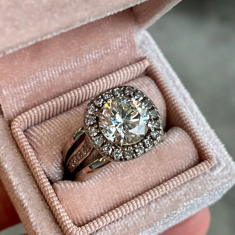 3.37TCW Diamond Halo Ring
