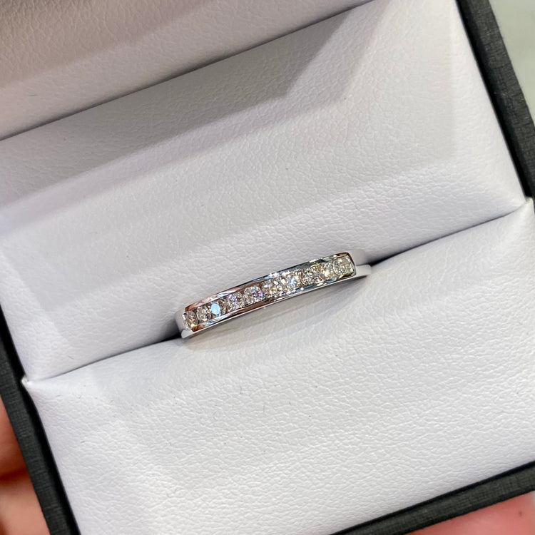 .20TCW Diamond Band
