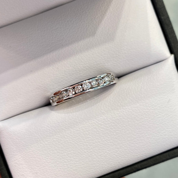 .25TCW Diamond Band