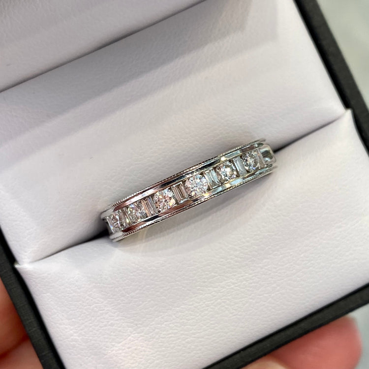 Baguette & Round Diamond Band