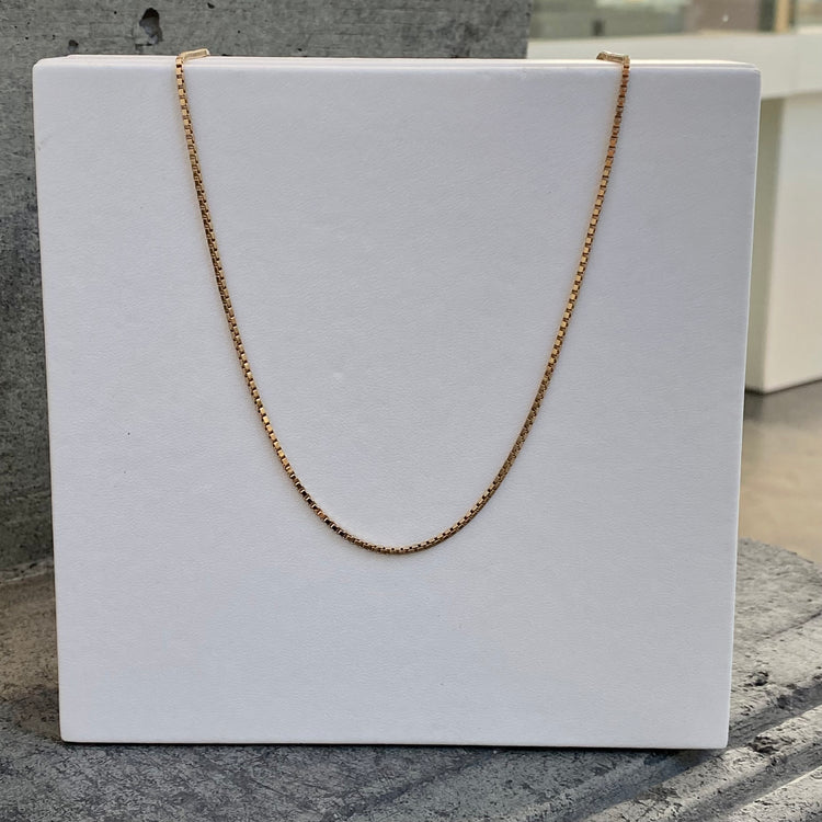 19 Inch Box Chain