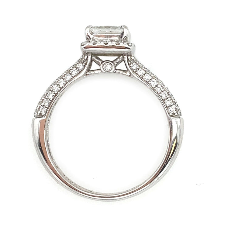 1.39TCW Diamond Halo Ring