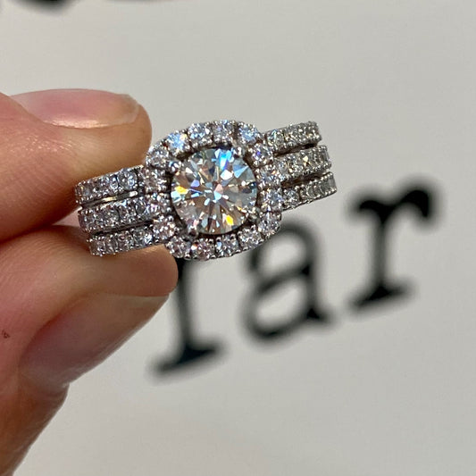 2.11TCW Diamond Halo Ring