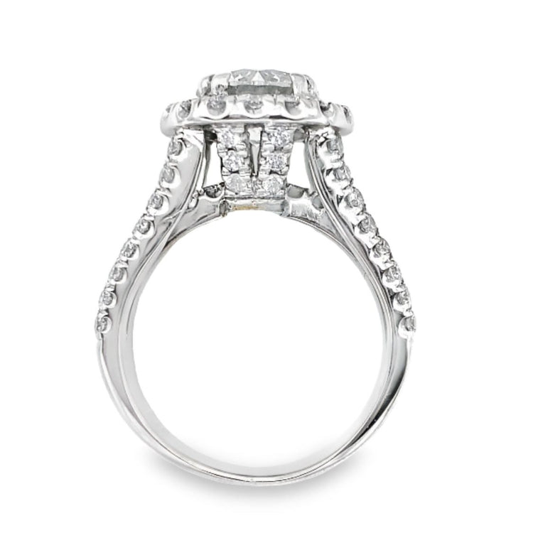 2.75TCW Wide Diamond Halo Ring