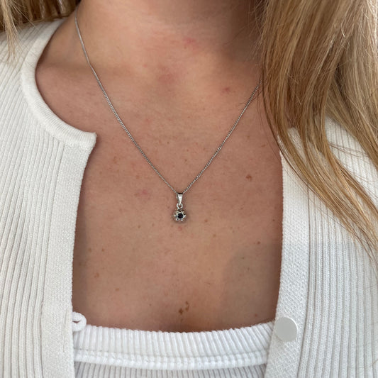 Dainty Flower Sapphire Necklace