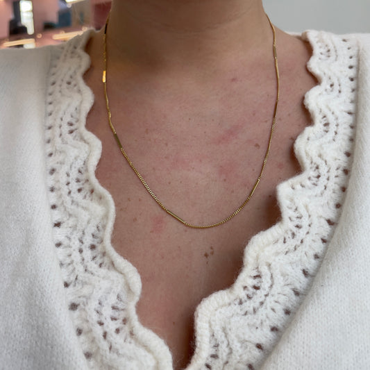 22 Inch Bar Station Necklace