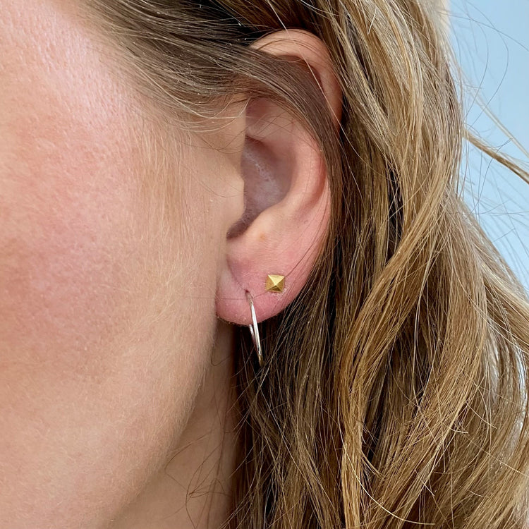 White Gold Faceted Sleeper Earrings