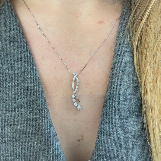 .65TCW Canadian Diamond Twist Necklace