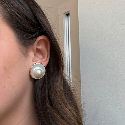 Mabe Pearl Circle Studs