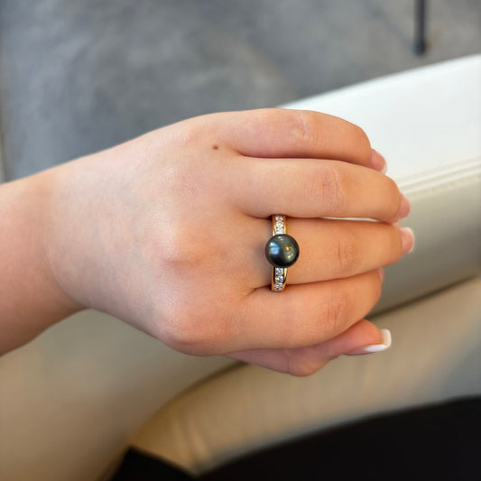 Tahitian Pearl & Diamond Ring