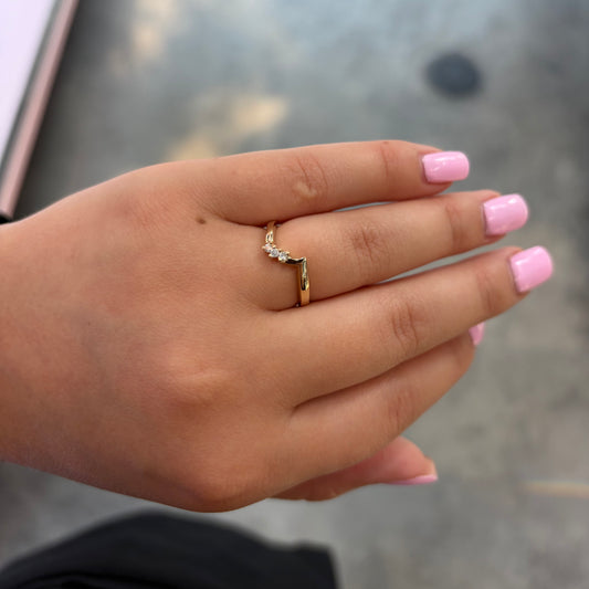 Diamond V Shaped Band