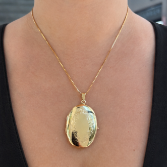 Oversized Oval Locket