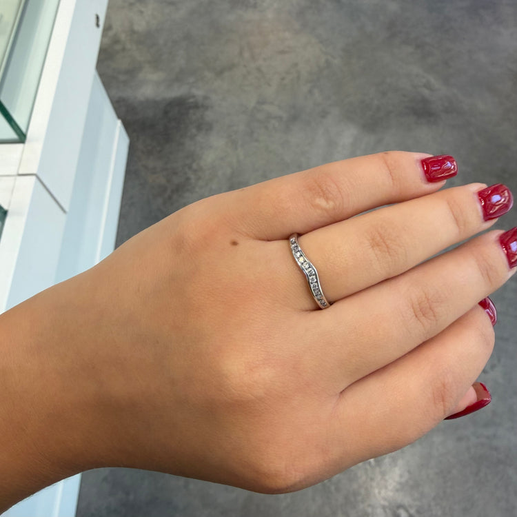 .15TCW Curved Diamond Band