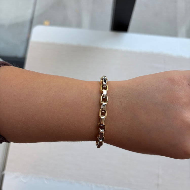 18K Box Link Style Bracelet