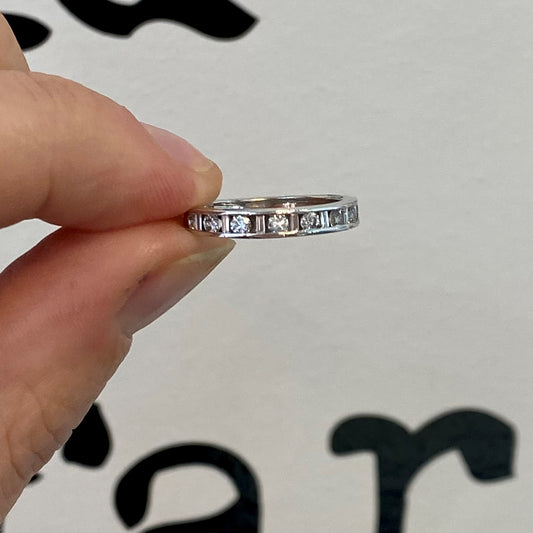 Baguette & Round Diamond Band