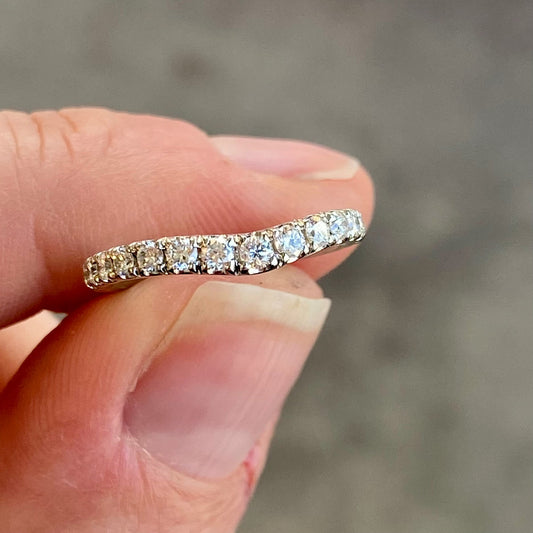 Curved Diamond Band