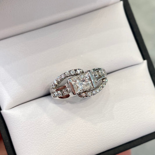 Princess Cut Diamond Ring