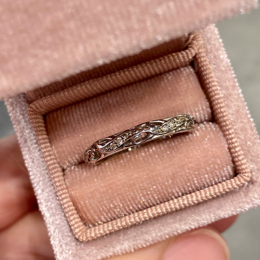 Art Carved Diamond Band
